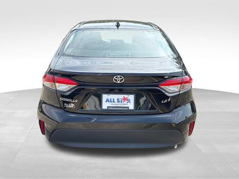 Used 2024 Toyota Corolla LE FWD image 9