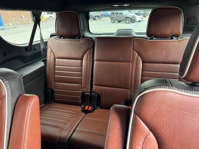 Used 2023 GMC Yukon XL Denali Ultimate AWD/4WD image 22