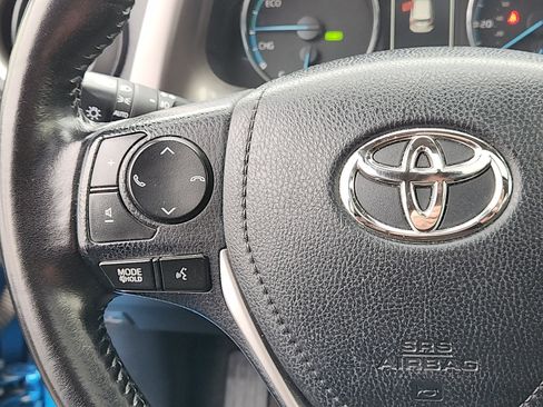 Used 2017 Toyota RAV4 Limited image 20