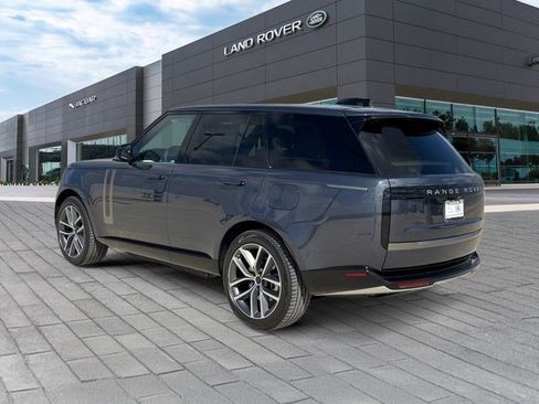 New 2026 Land Rover Range Rover SE image 3