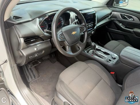 Used 2020 Chevrolet Traverse LS AWD/4WD image 14