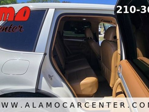Used 2008 Porsche Cayenne AWD/4WD image 26