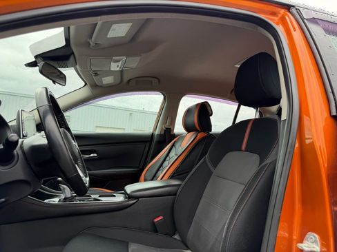 Used 2021 Nissan Sentra SR image 12