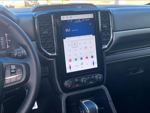 Used 2024 Ford Ranger XLT w/ Trailer Tow Package image 6