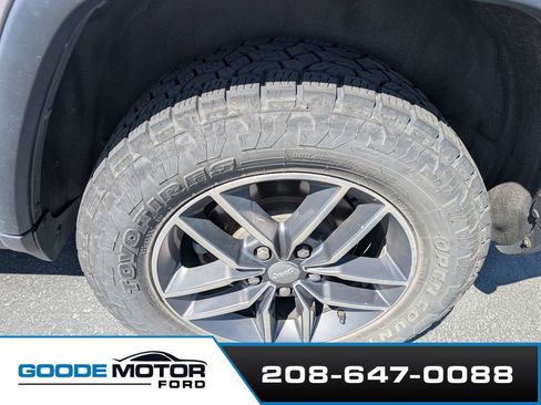 Used 2017 Jeep Grand Cherokee Limited w/ Trailer Tow Group IV AWD/4WD image 7