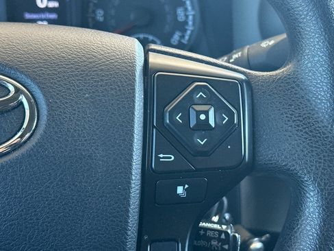 Used 2022 Toyota Tacoma SR w/ SR Convenience Package image 30