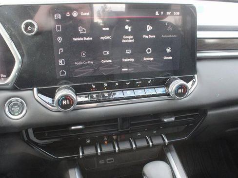 New 2026 GMC Canyon Elevation w/ Convenience Package image 32