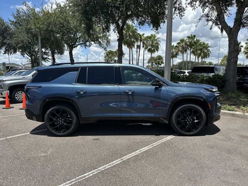 New 2025 Chevrolet Traverse RS w/ LPO, Floor Liner Package image 7