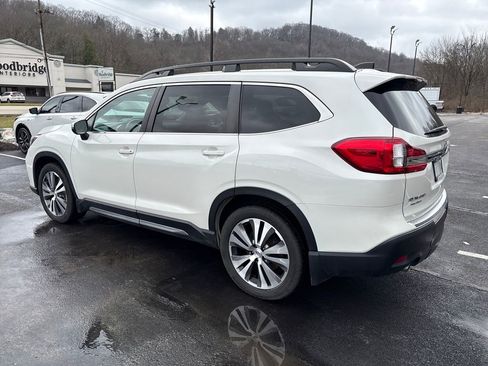 Used 2021 Subaru Ascent Limited w/ Technology Package image 3