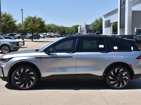 New 2026 Lincoln Nautilus Reserve w/ Jet Appearance Package image 18