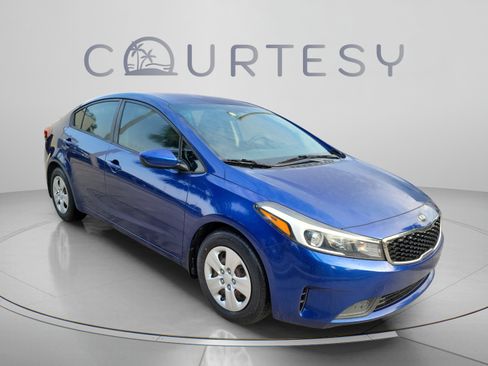 Used 2018 Kia Forte LX FWD image 5