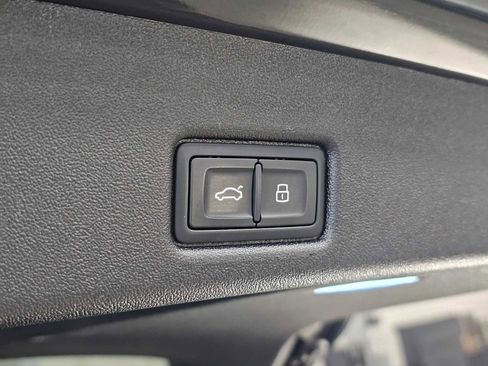 Certified 2025 Audi Q5 Premium Plus w/ Premium Plus image 16