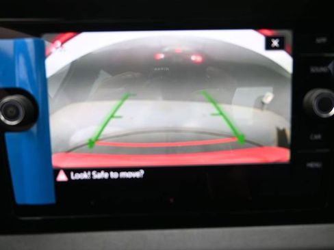 New 2026 Volkswagen Jetta SE image 32