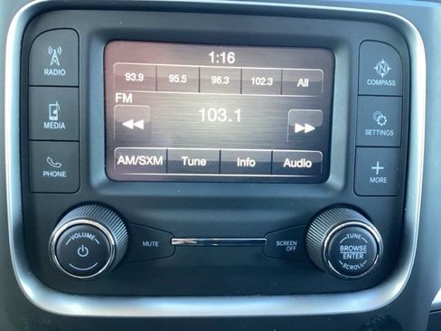 Used 2024 RAM 1500 Classic SLT image 15