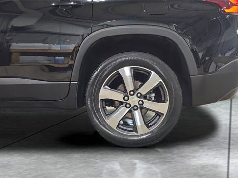 Used 2023 Chevrolet Traverse LT w/ LT Premium Package image 30