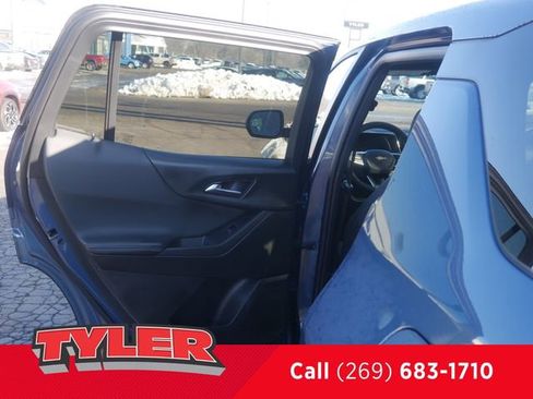 New 2026 Chevrolet Equinox LT w/ Convenience Package II image 20