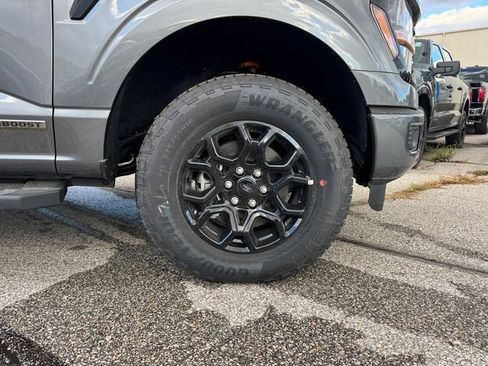 New 2025 Ford F150 XLT w/ Equipment Group 302A MID image 12