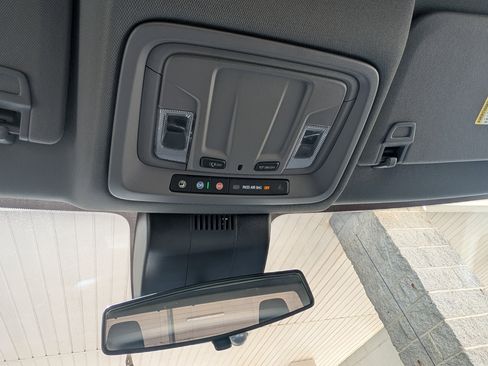 Used 2022 Chevrolet Silverado 1500 LT RWD image 30