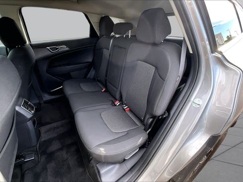 Used 2025 Kia Sportage LX FWD image 20