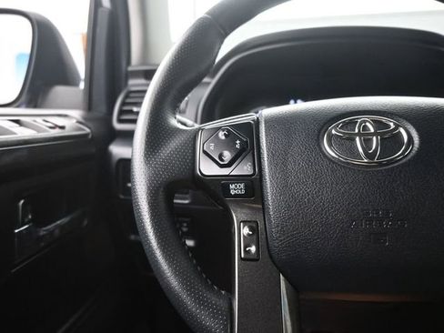 Used 2024 Toyota 4Runner TRD Off-Road image 15