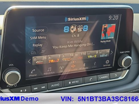Used 2025 Nissan Rogue SV FWD image 23