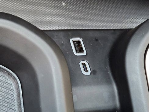 Used 2025 GMC Sierra 2500 Denali w/ Denali Reserve Package image 23