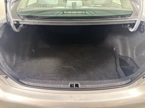 Used 2010 Toyota Corolla LE FWD image 10