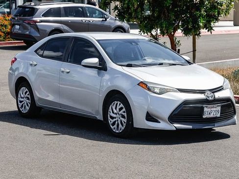 Used 2017 Toyota Corolla LE w/ Carpet Mat Package (TMS) image 6