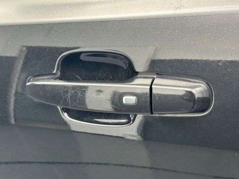 Used 2019 GMC Acadia SLE FWD image 22