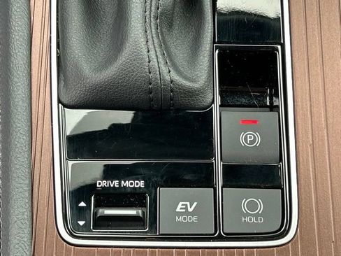 Used 2023 Toyota Sienna LE FWD image 51