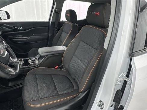 Used 2023 GMC Acadia AT4 image 10
