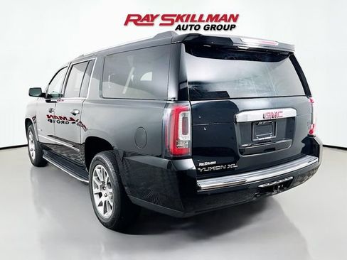 Used 2020 GMC Yukon XL Denali AWD/4WD image 5