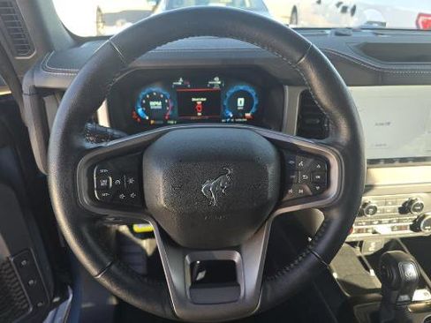 Used 2025 Ford Bronco Outer Banks image 12