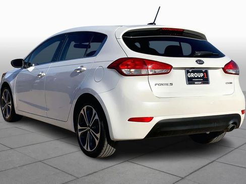 Used 2016 Kia Forte EX image 12