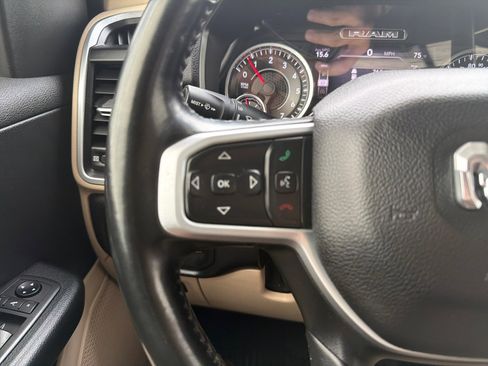 Used 2021 RAM 1500 Big Horn AWD/4WD image 18