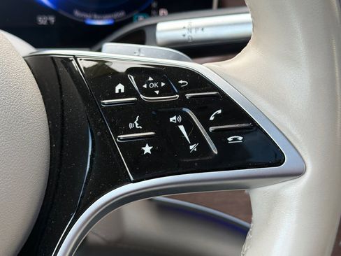 Used 2023 Mercedes-Benz EQS 450+ SUV image 32