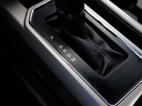 Used 2019 Ford F150 Lariat image 43