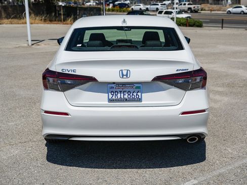 Used 2025 Honda Civic Sport image 8