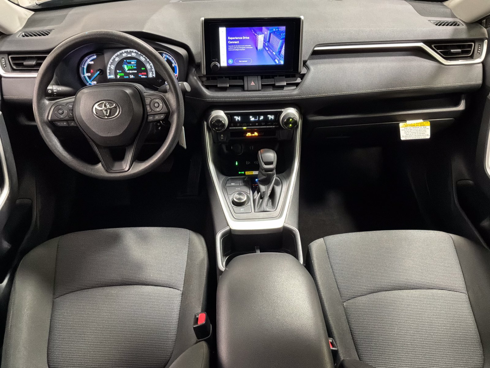 Used 2025 Toyota RAV4 LE AWD/4WD image 15