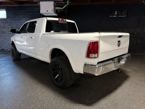 Used 2016 RAM 3500 Laramie w/ Cold Weather Group AWD/4WD image 4