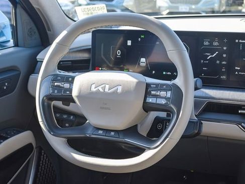 New 2024 Kia EV9 Wind AWD/4WD image 17