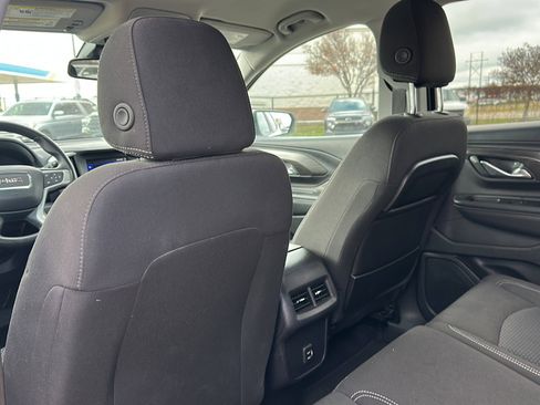 Used 2024 GMC Terrain SLE image 16