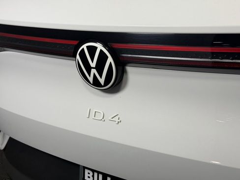Used 2022 Volkswagen ID.4 Pro S w/ Gradient Package image 14