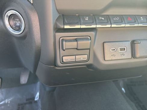 Certified 2025 Chevrolet Silverado 2500 Custom w/ Custom Value Package AWD/4WD image 27