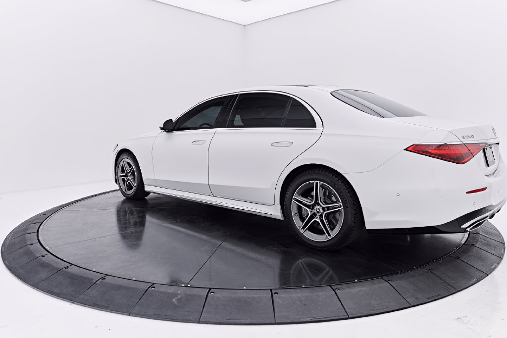 Used 2024 Mercedes-Benz S 580 4MATIC Sedan w/ AMG Line image 9