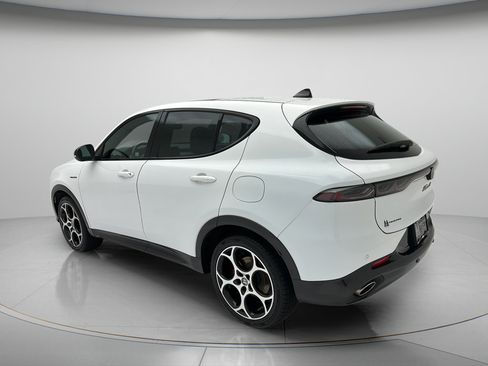 Used 2024 Alfa Romeo Tonale Veloce AWD/4WD image 4