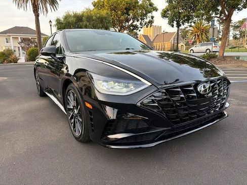 Used 2021 Hyundai Sonata Limited w/ Preferred Accessory Package FWD image 27