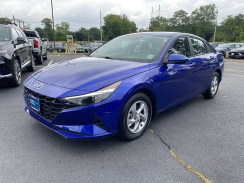 Certified 2023 Hyundai Elantra SE FWD image 6