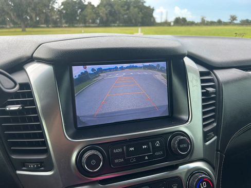 Used 2015 Chevrolet Tahoe LT RWD image 16