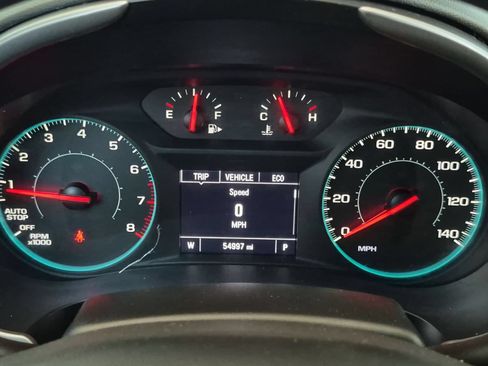 Used 2021 Chevrolet Malibu LS FWD image 17